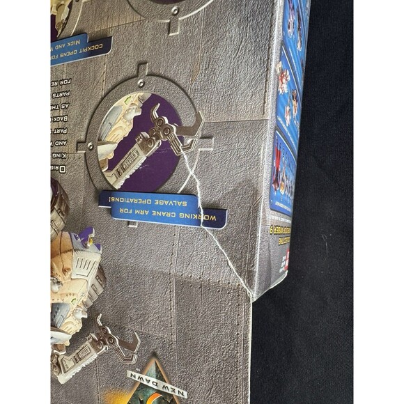 NIB Half Back Battle Tank Saban's Xyber 9 New Dawn Bandai 1999 Miniature Figure - Picture 5 of 9